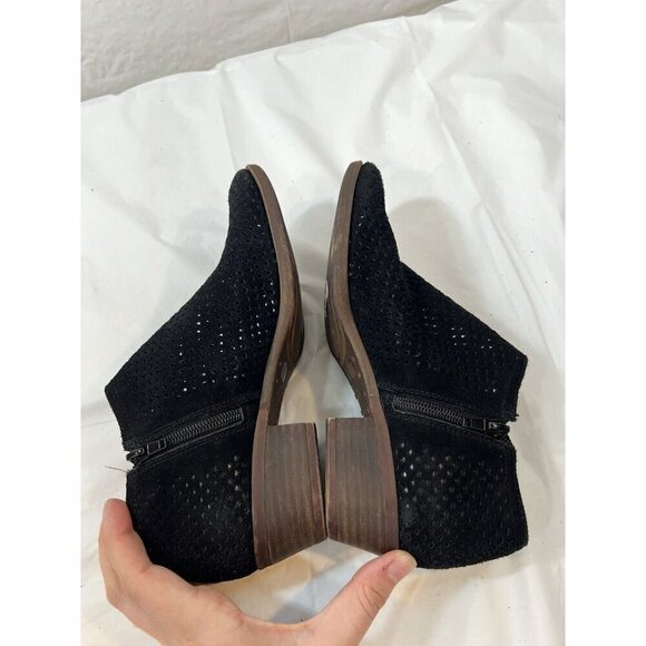 Lucky Brand Baley Black Suede Mesh Block Heel Side Zip Ankle Booties Boots  6.5 - Picture 7 of 14